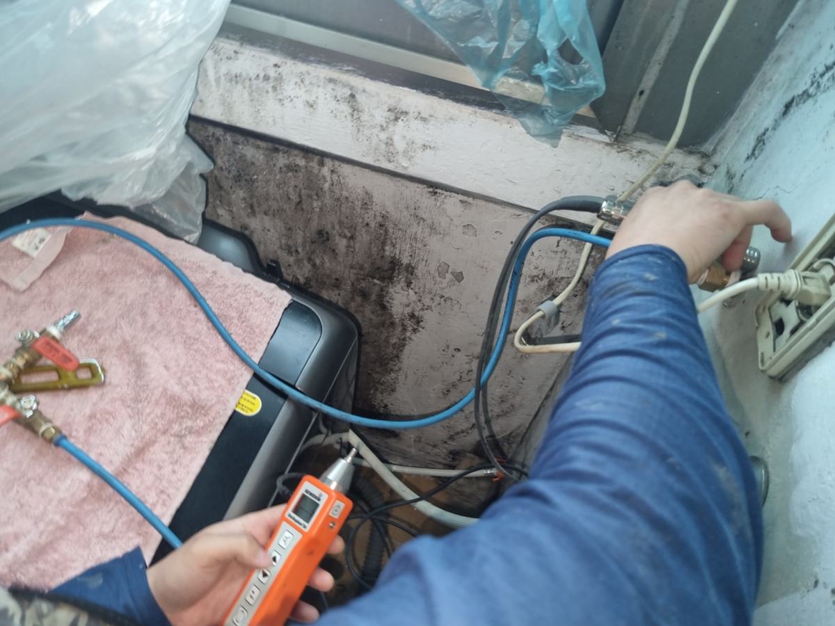 직수·온수 압력 시험과 가스 탐지로 새는 배관을 가렸습니다